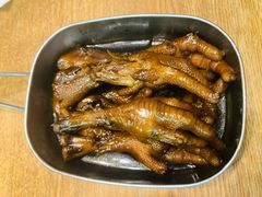 弄堂里的卤鸡爪-弄堂里· 江南名肴(西湖龙井路店)