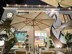 -Mark&Mars Restaurant