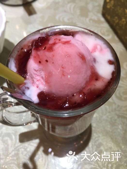 蔓越莓酸奶冰淇淋