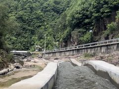 -安吉龙王山峡谷漂流