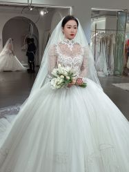 -艾米丽婚纱礼服