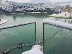 -上海佘山世茂艾美酒店