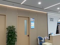 -上海大学附属上海和平眼科医院