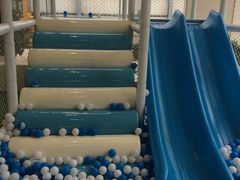 -百联沪通凯迪拉克4s店