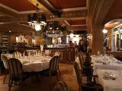 -火车头法国西餐厅