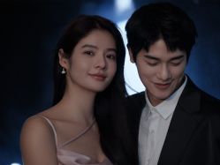 -至臻微拉婚纱摄影