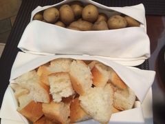 土豆面包-北京港澳中心瑞士酒店·瑞士咖啡厅·自助餐