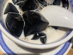 -邹开喜·炭炉鸡煲·海鲜火锅(虹口足球场店)