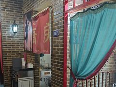 -东口码头·烧鸽子·鱼头泡饼·地方菜(金鹰悦城店)