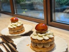 -VERIE BAKEHOUSE