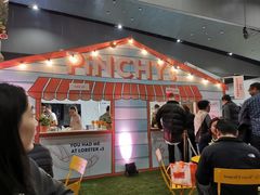 -Pinchy's Lobster & Champagne Bar