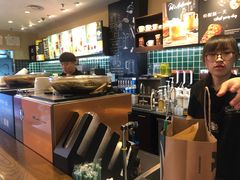 -星巴克臻选(威海威高广场店)
