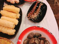 -鲜入围煮花胶鸡海鲜火锅