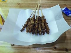 -巴汗羊肉串烧烤店