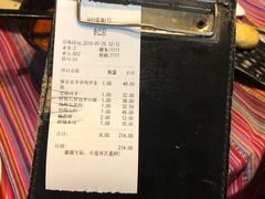 -香巴拉云南餐厅(华莱坞店)