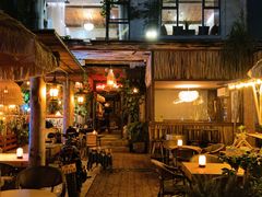 -城墙外BAR