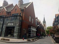 -钟书阁(松江泰晤士小镇店)