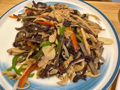 -小厨子私房菜·云南美食店