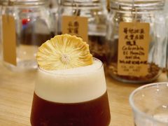 菠萝滑梯-COFFEE HOLIC(朝外SOHO店)