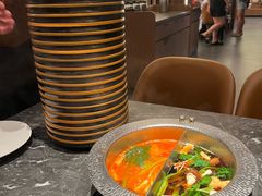 -牛YO寿喜烧·铁板烧和牛火锅自助(市府恒隆店)