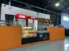 -嘿哟动霸CHUA·新潮玩运动娱乐中心·蹦床滑冰团建乐园