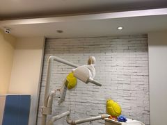 -极光口腔·矫正种植修复(锦江店)