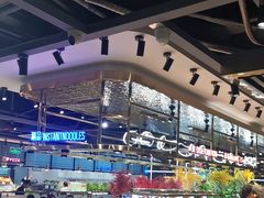 -金滏山烤肉·海鲜·火锅自助餐厅(襄阳万达店)