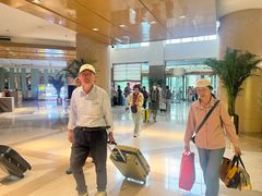 -济南南辛庄地铁站银座佳悦酒店