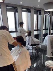 点击看大图 -TOP HAIR SALON