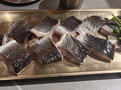 -围炉肉舍丹东海鲜烤肉·烤活鳗(步行街店)
