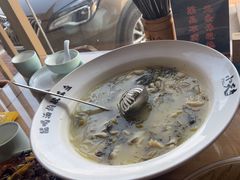 -严记小天府酸菜鱼(西四路店)