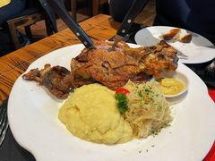 -申德勒加油站餐厅(三里屯北小街店)