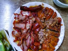 烧鹅拼叉烧-煲煲香快餐(南京路店)