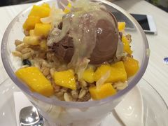 -满记甜品(巴黎春天宝山店)