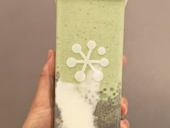 超能牛油果酸奶昔-奈雪的茶(七宝领展广场店)