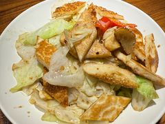 包包菜炒馕-纳瓦新疆菜(银都店)