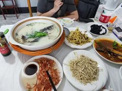 -天乐农家鱼头王(天目湖店)