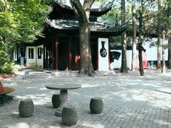 -汇龙潭