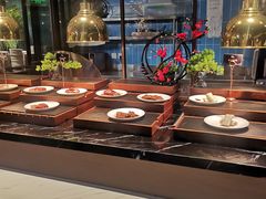 -淡尾·海鲜自助概念餐厅(虹桥南丰城店)