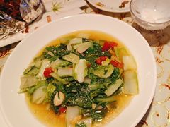 -巴特餐饮6加1音乐餐吧·新疆菜