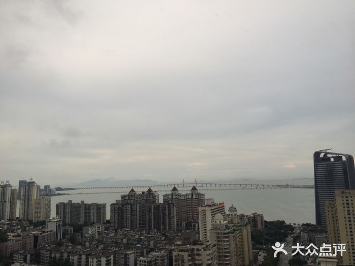 粤海璇宫·木棉花高空旋转餐厅·聚会派对图片