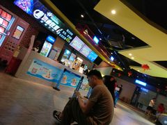 -中影荟星激光影城(西丽店)