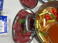 -王奋斗贵州酸汤牛肉火锅