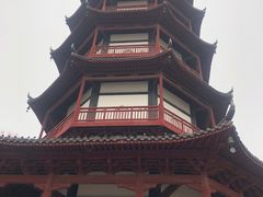 -绳金塔
