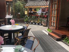 露天位-院8里·小乐园家常味川菜(鹭洲里店)