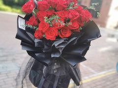 -何兮花店·气球派对鲜花店(马桥银春路万科城店)