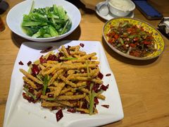-龚兴城鱼羊吉·家传湖北菜(苗栗路总店)