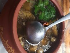野生菌汽锅鸡-小厨子私房菜·云南美食店