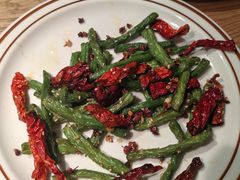 -纳鲁孜·新疆特色餐厅(上海悦荟广场店)