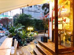 露天位-馥家小馆(黔灵山公园店)